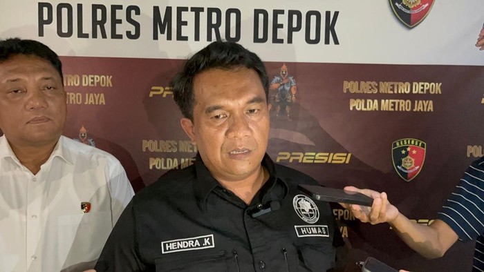 Kasi Humas Polres Metro Depok AKP Hendra (Devi/detikcom)
