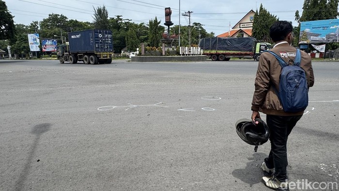 TKP Laka Lantas di Bundaran Tugu Adipura Rembang, Senin (12/1/2025).