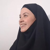 Menjadi seorang publik figur, kehidupan selebriti Tanah Air selalu menjadi daya tarik publik. Seperti sosok selebriti cantik Kimberly Ryder yang tak lepas dari sorotan publik. Kali ini gaya Kimberly Ryder tampil berhijab. Foto: Dok. @nyinyir_update_official.