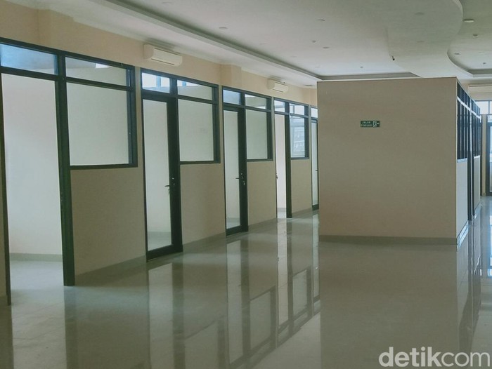 Lantai 4 Gedung DPRD Klaten, Senin (13/1/2025).