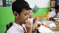 Program ini merupakan komitmen sekolah dalam meningkatkan kualitas pendidikan dan kesejahteraan siswa.  