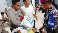 Prajurit Korps Marinir dari Batalyon Marinir Pertahanan Pangkalan (Yonmarhanlan) IX Ambon berhasil menggagalkan penyelundupan senjata api rakitan dengan sejumlah amunisi di Pelabuhan Yos Soedarso Ambon, Minggu (12/01/2025).