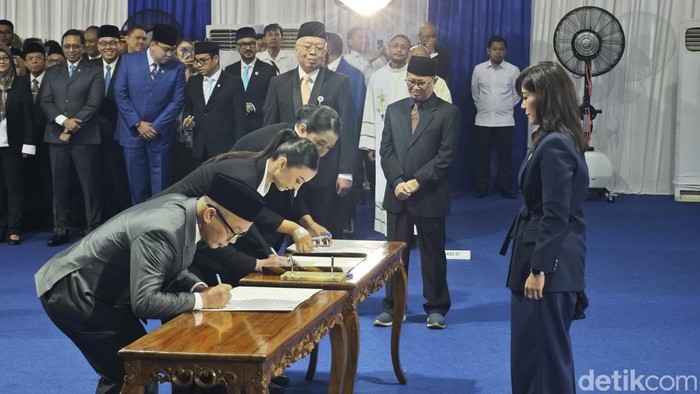 Pelantikan Staf Ahli Menkomdigi