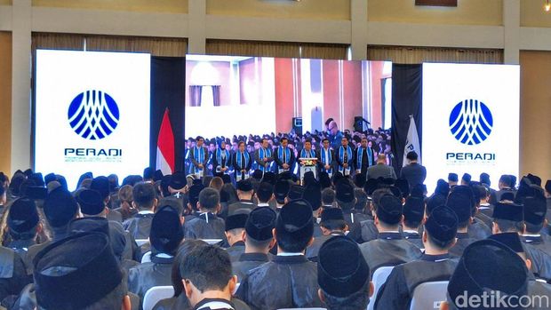 Pengangkatan advokat Peradi di Bandung