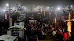 Potret Jutaan Umat Hindu Jalani Ritual Mandi Air Suci di India