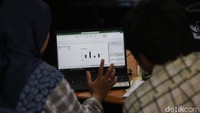 Latihan kerja ini untuk meningkatkan keterampilan para penyandang disabilitas.