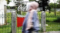 Sebelumnya viral video sejumlah orang dilarang membuat konten video di Taman Literasi Martha C Tiahahu, Jakarta, oleh seorang pria yang mengaku dari organisasi masyarakat (ormas).  