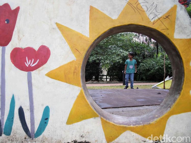 Potret Taman Literasi yang Viral gegara Oknum Ormas Larang Warga Bikin Konten