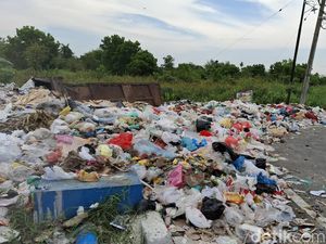 Pj Walkot Panggil DLHK-Camat soal Banyak Tumpukan Sampah di Pekanbaru