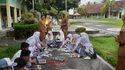 Uji coba Makan Bergizi Gratis di SMKN 3 Selong, NTB, Senin (13/1/2025). (Dok. Guru SMKN 3 Selong)