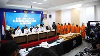 Kepala BNN Marthinus Hukom menggelar rilis pengungkapan kasus narkoba di kantor BNN, Cawang, Jakarta Timur, Selasa (14/1/2025).