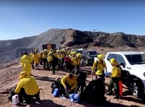 Video: Petugas Damkar Meksiko Bantu Tangani Kebakaran Hutan di Los Angeles