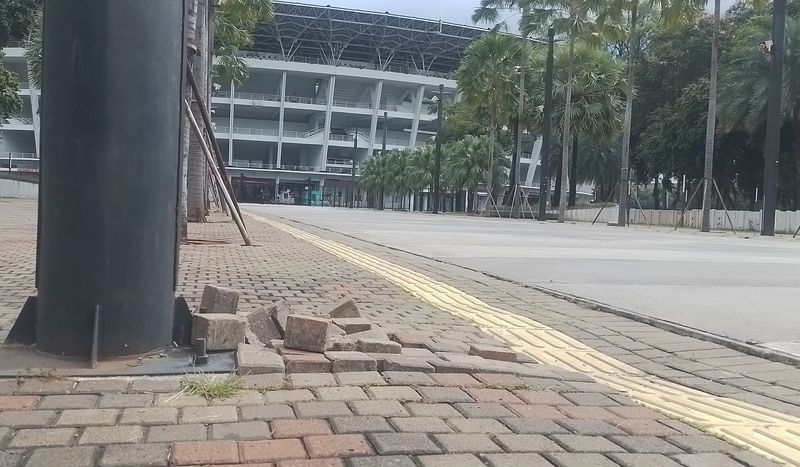Fasilitas di area GBK rusak karena pencarian koin jagat