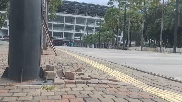 Fasilitas di area GBK rusak karena pencarian koin jagat