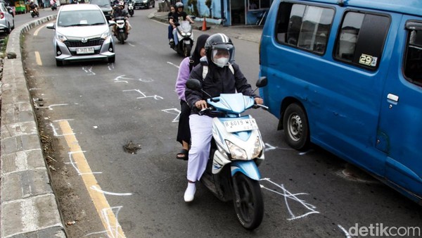 Ini TKP Pemotor Tewas Terlindas Bus di Ciputat