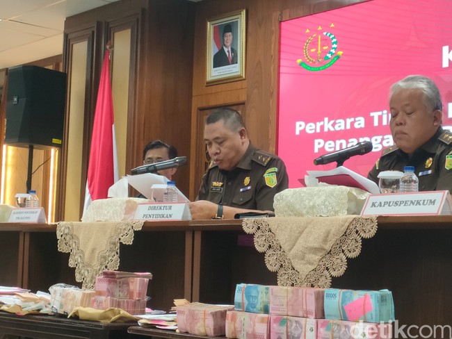 Hakim Tersangka Kasus Ronald Tannur: Batal Promosi, Berakhir di Jeruji