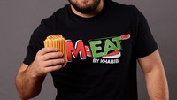 Terakhir ada Khabib Nurmagomedov saat berkunjung ke Kazakhstan. Ia membuka cabang restorannya M-eat by Khabib yang lebih dulu buka di Rusia.  Foto: Instagram/Khabib Nurmagomedov