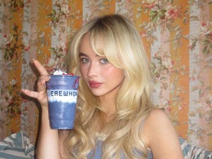 Ini 5 Kolaborasi Erewhon dan Seleb Hollywood, Es Teh hingga Smoothies