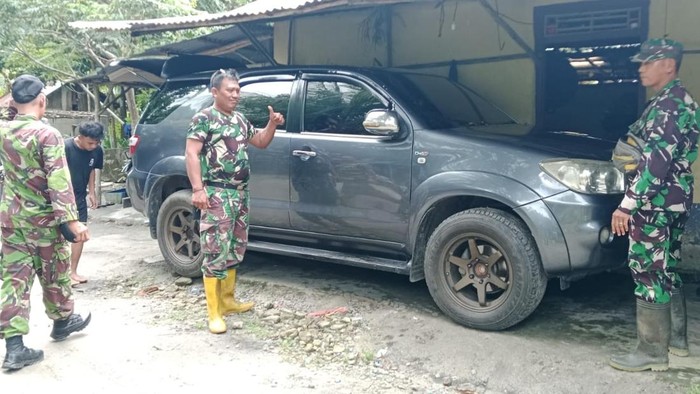 Mobil desertir TNI yang tembak anggota Subdenpom Belitung.