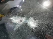 Melihat Kerusakan Aksi Koboi Adik Serang Rumah Kakak dengan Pistol-Golok