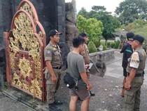 Satpol PP Temui 5 Remaja Masuk Monumen Bajra Sandhi Berburu Koin Jagat