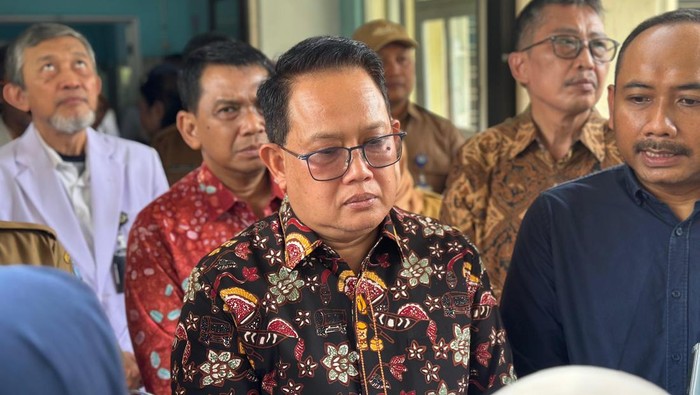 PJ Gubernur Jatim Adhy Karyono.