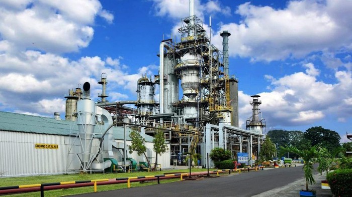 Kilang Pertamina Internasional (KPI) sebagai Subholding Refining & Petrochemical mendukung program Pemerintah terkait penerapan bahan bakar minyak (BBM) jenis solar dengan campuran bahan bakar nabati biodiesel berbasis minyak sawit sebesar 40 persen atau B40 mulai 1 Januari 2025.