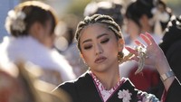 Di Jepang, seseorang dapat dikatakan sebagai orang dewasa jika telah mencapai usia 20 tahun.