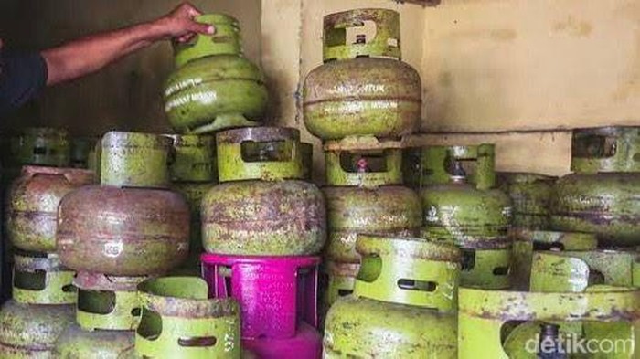 Salah satu pangkalan elpiji 3 Kg di Surabaya