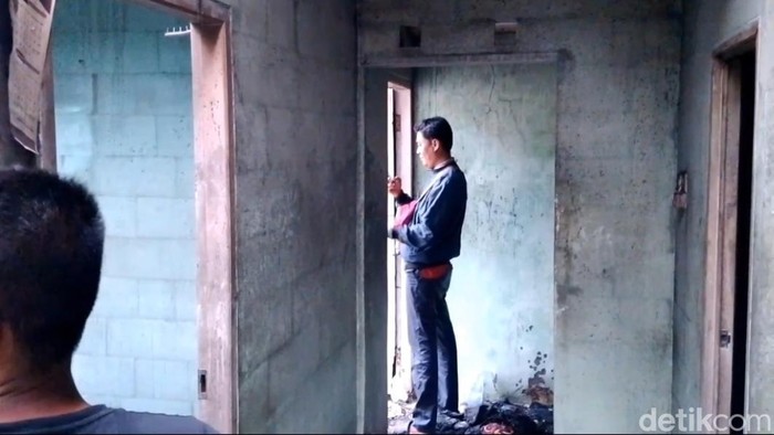 Suami di Probolinggo bakar rumah