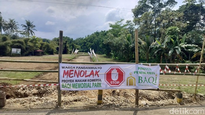 Warga Malang menolak pemakaman komersil