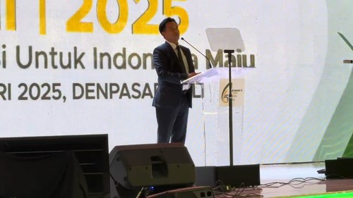 Yusril di Muktamar PBB.