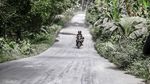 Abu Vulkanik Gunung Ibu Selimuti Desa Tobaro Halmahera Barat