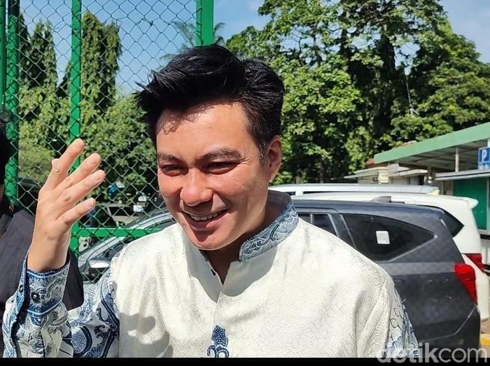 Baim Wong saat ditemui di kawasan Pengadilan Agama Jakarta Selatan.