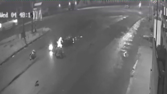 CCTV kecelakaan tewaskan penjual bensin di Mojokerto