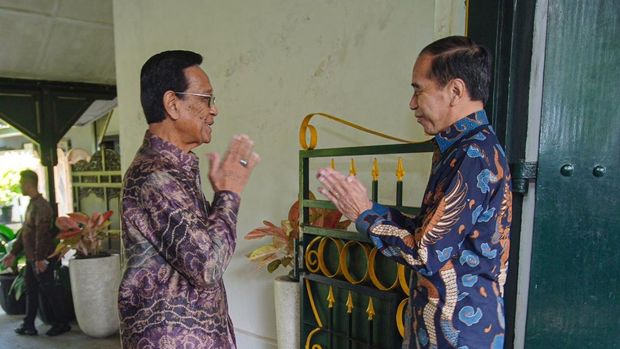 Jokowi sowan Sultan HB X di Keraton Jogja, Rabu (15/1/2025).