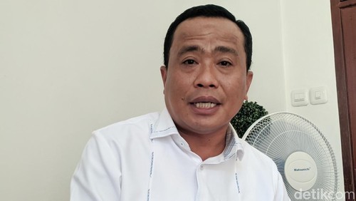 Kepala Kanwil Kemenag NTB Zamroni Aziz. Foto: (Ahmad Viqi/detikBali).