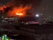 Video: Glodok Plaza Terbakar, Asap Membubung Tinggi