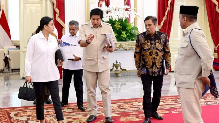 Kiri ke Kanan Menkeu Sri Mulyani, Menteri Perumahan Maruarar Sirait, Direktur Utama BTN Nixon Napitupulu dan Menteri ATR Nusron Wahid