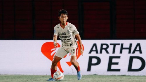 Made Tito Wiratama, salah satu jebolan Bali United U-20 yang sukses di tim senior Bali United. Ia saat ini menepi cukup lama karena cedera.