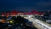 Proyek pembangunan rel layang dan simpang tujuh Joglo tersebut merupakan Proyek Strategis Nasional (PSN) dengan anggaran sekitar Rp1,2 triliun sebagai upaya mengatasi kemacetan lalu lintas sekaligus menjadi ikon baru Kota Solo.   