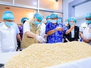 Budi Arie Sebut Program MBG Jadi Berkah bagi Pengrajin Tahu & Tempe