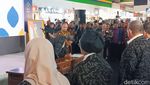 Momen Menteri Lantik Pejabat di Pasar Tanah Abang