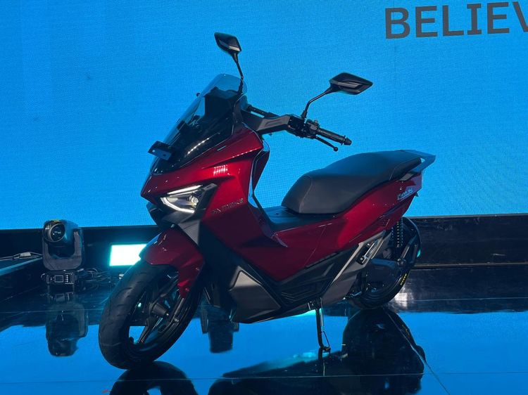 Lihat Lebih Dekat Motor Listrik Paling Enak yang Wujudnya Mirip Honda ADV 160