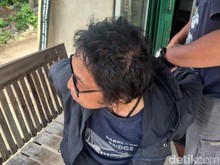 Terduga Pembunuh Sandy Permana Diborgol, Begini Penampakan saat Ditangkap