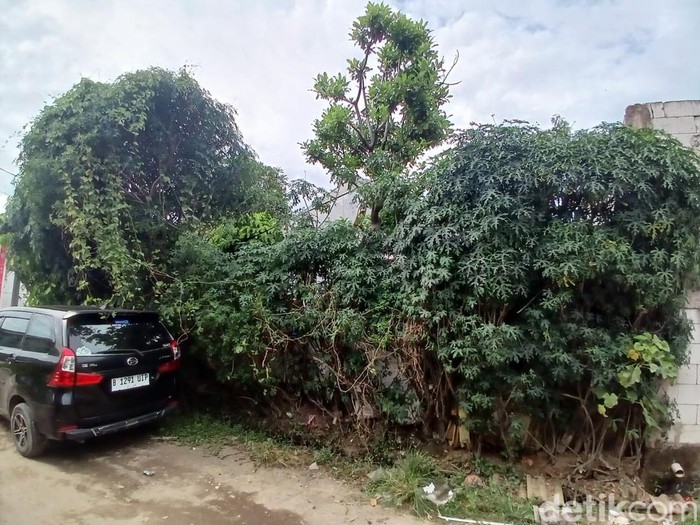 Rumah Nanang Gimbal Tempat tinggal Nanang Gimbal, terduga pelaku pembunuhan Sandy Permana.