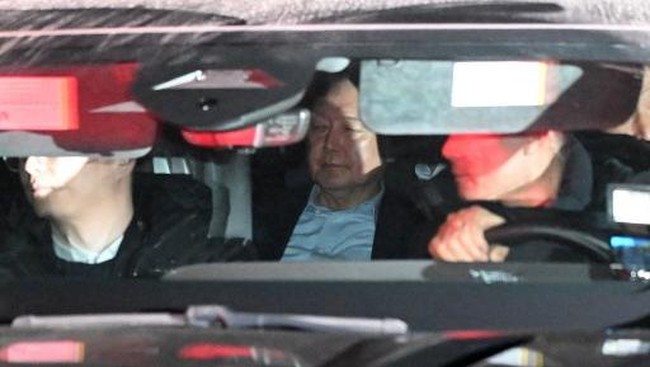 Catatan Sejarah Korsel Saat Presiden Yon Suk Yeol Ditangkap