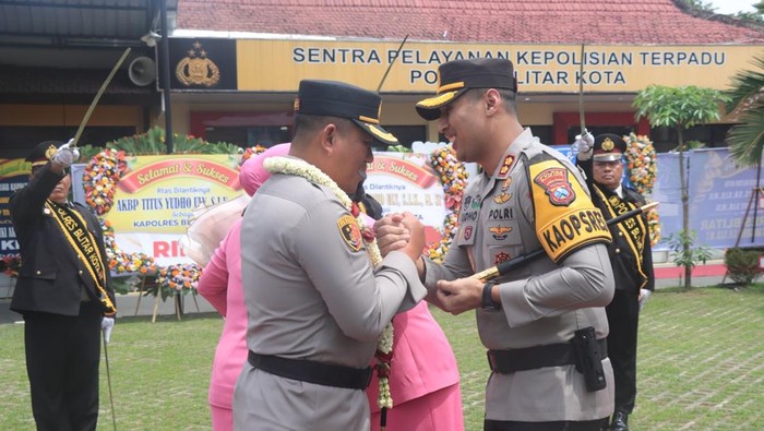 AKBP Danang Setiyo P.S kini digantikan oleh AKBP Titus Yudho Uly