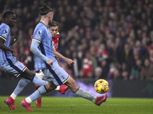 Arsenal Vs Tottenham: Comeback, The Gunners Menang 2-1
