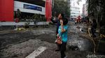 Kebakaran Glodok Plaza Sudah Dikuasai, Damkar Lakukan Pendinginan